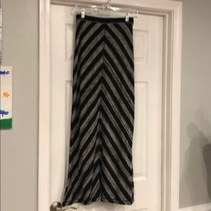 Max Studio Black and Gray Long Skirt